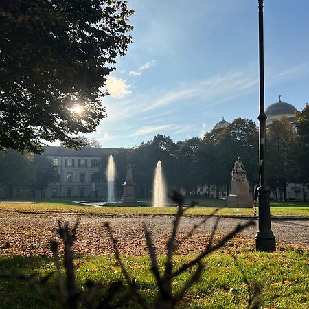 0M Plant Turin Apartment Bagian luar foto